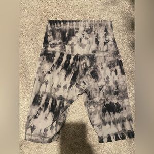 Lululemon 8” align shorts